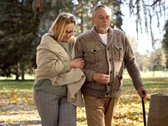 Le syndrome post-chute : quand la peur fait tomber