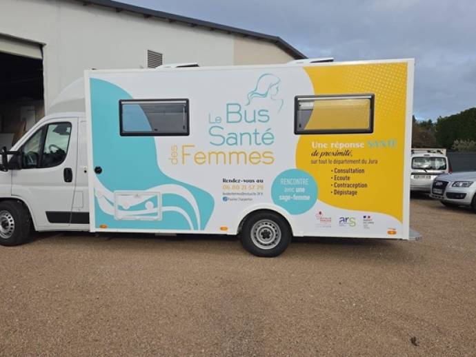 Bus Santé des femmes : quand la santé vient à la rencontre du Jura